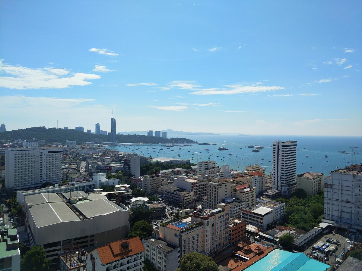 The Base Pattaya 芭提雅基地公寓 Kültér fotó