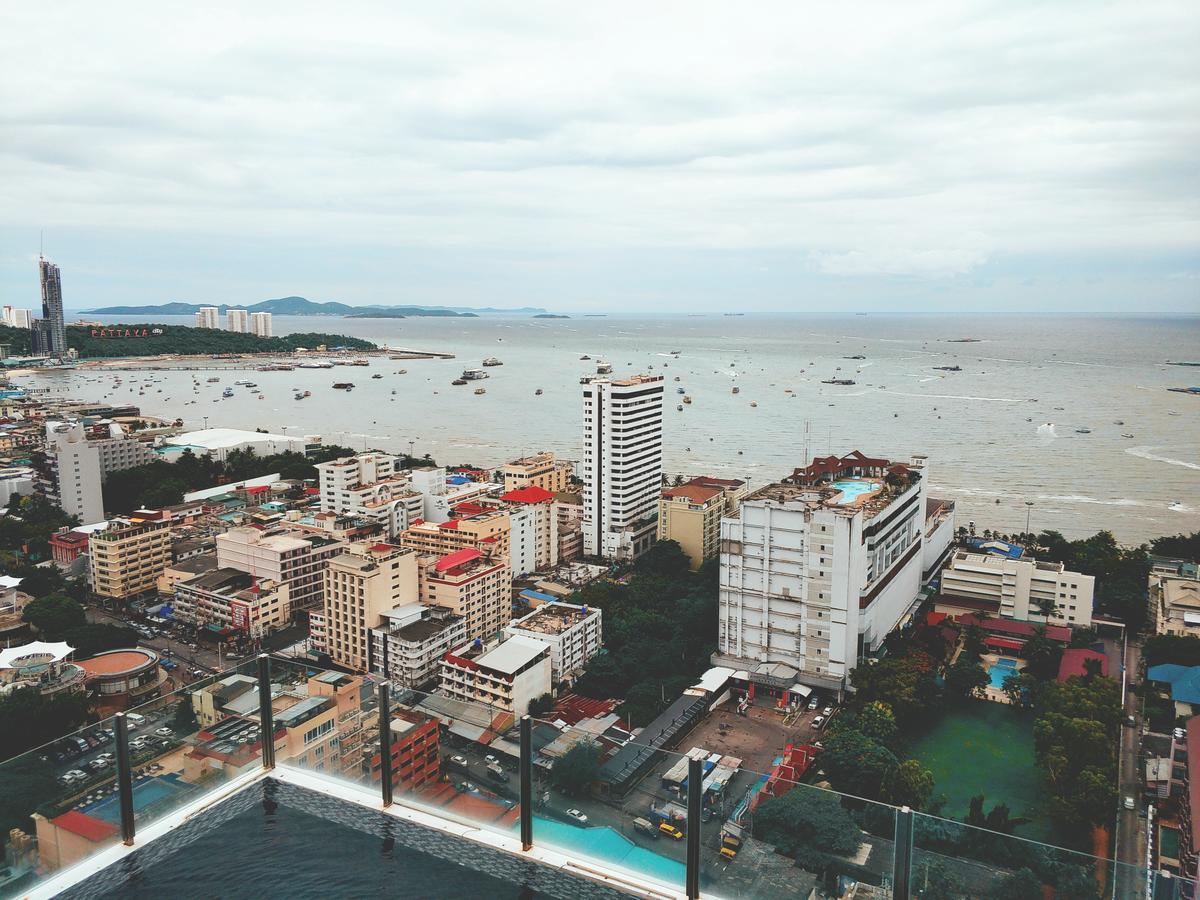 The Base Pattaya 芭提雅基地公寓 Kültér fotó