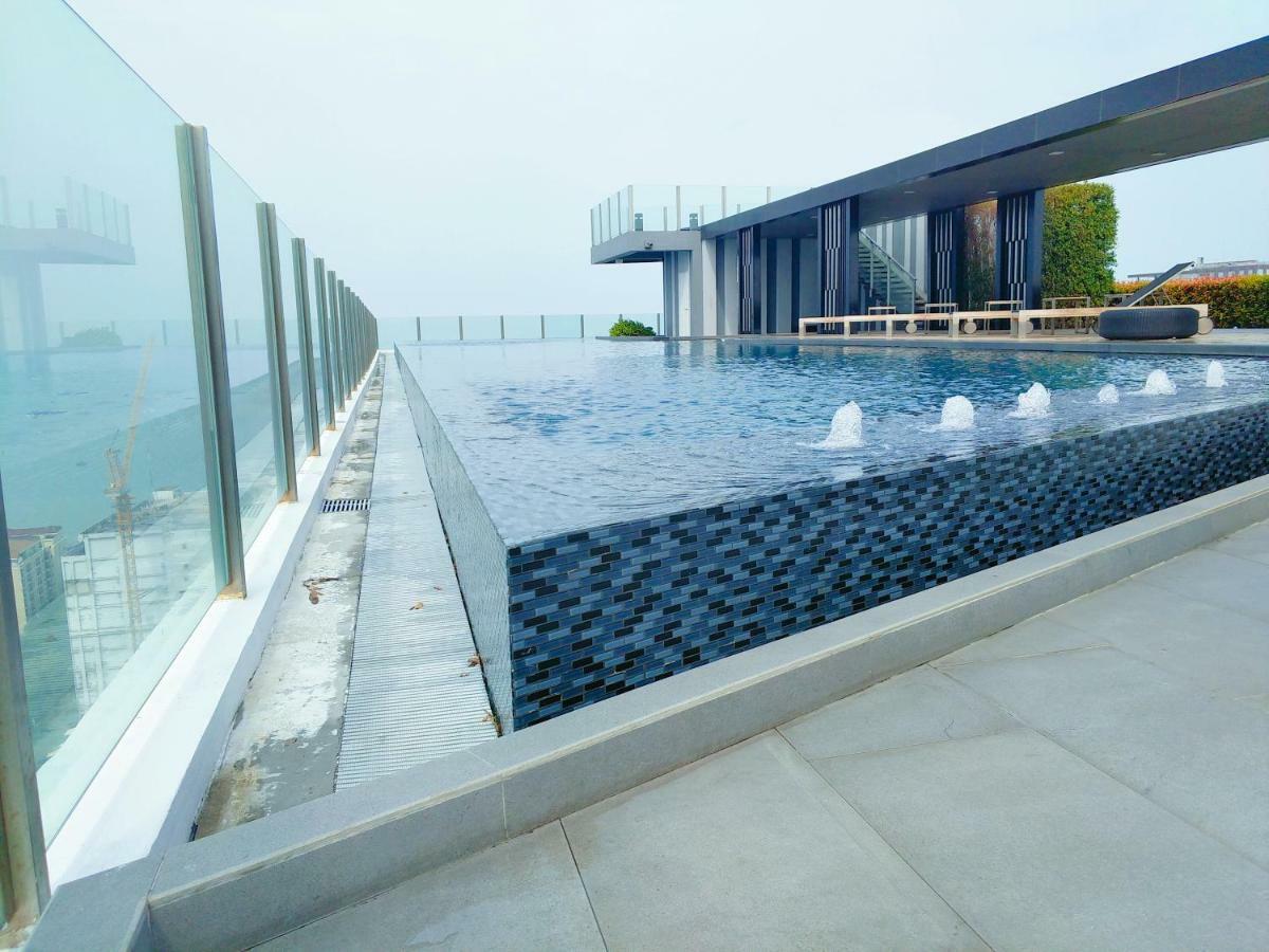 The Base Pattaya 芭提雅基地公寓 Kültér fotó